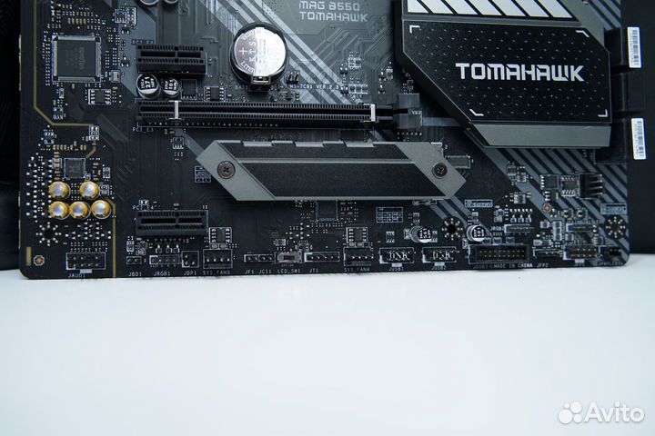 Msi mag b550 tomahawk