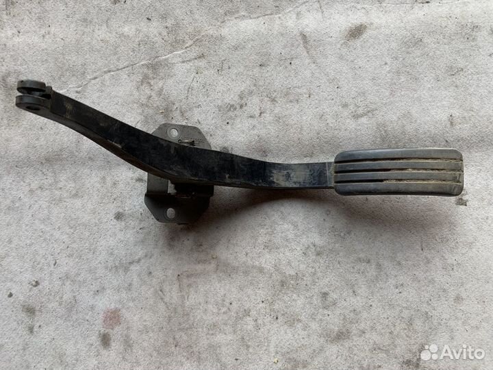 Педаль газа Рено Логан 1 Renault Logan