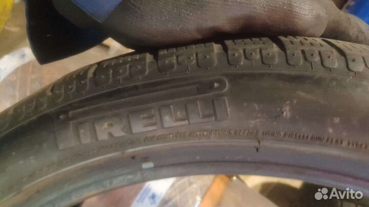 Pirelli Winter Sottozero 240 Serie II 245/40 R20