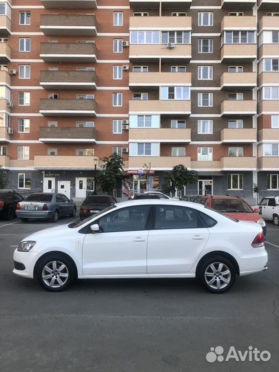 Volkswagen Polo 1.6 МТ, 2011, 194 000 км