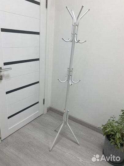 Вешалка напольная