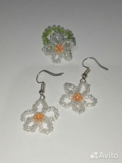 Украшения из бисера ручной работы