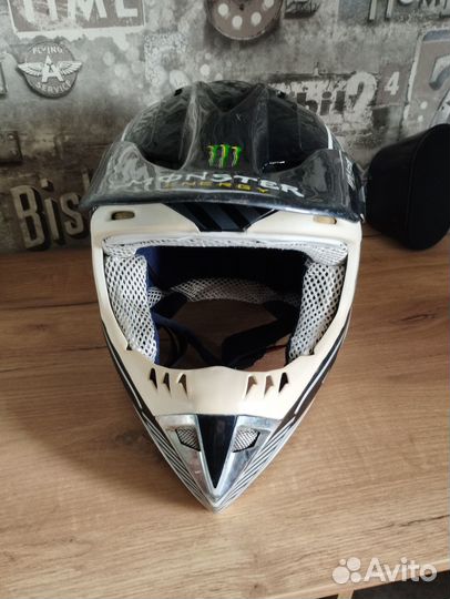 Кроссовый шлем