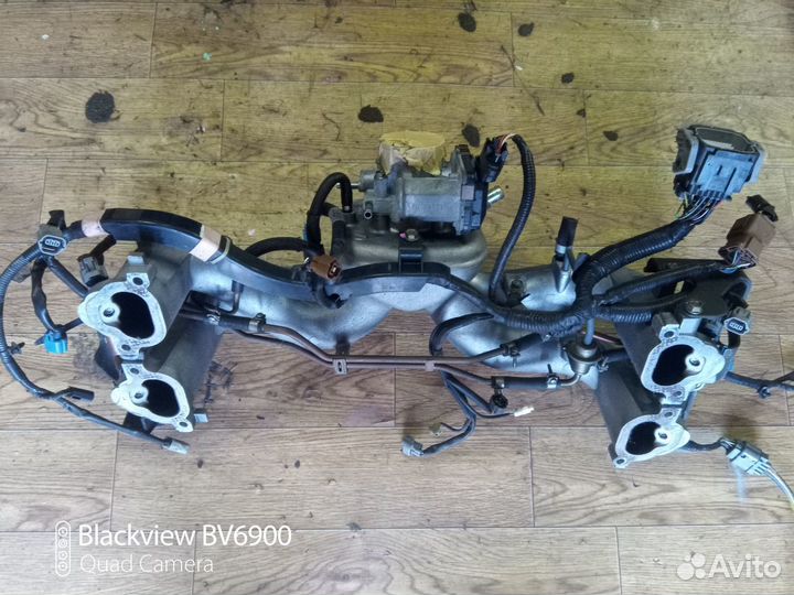 Колектор впускной Субару Форестер SH5 2008г