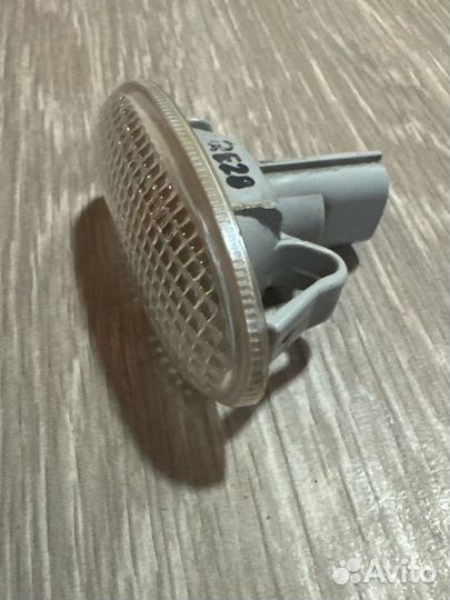 Повторитель поворота передний Mazda 3 Bk хэтчбек