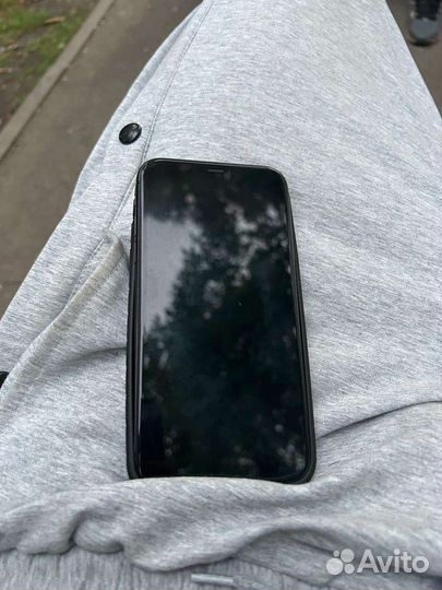 iPhone 11