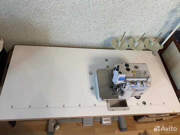 Оверлок промышленный бу