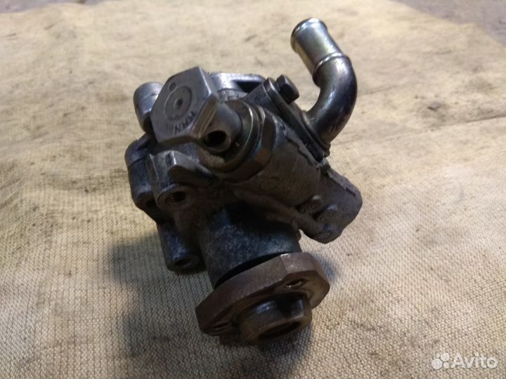 Насос гидроусилителя руля Ауди, VW, 1J0 422 154 B