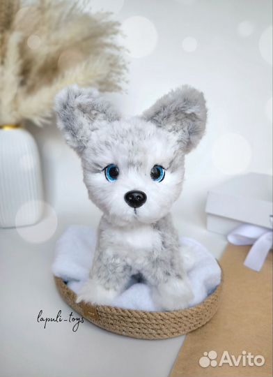 Вязаная игрушка собачка. Игрушка щенок