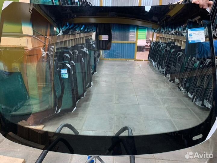 Лобовое стекло Bmw e60