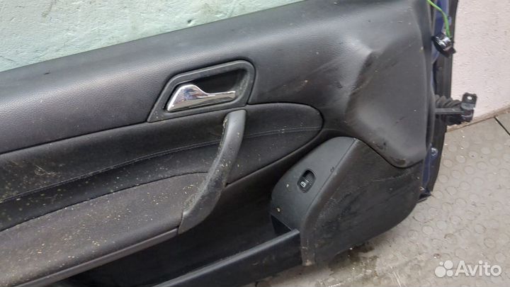 Дверь боковая левая передняя Mercedes C W203, 2006