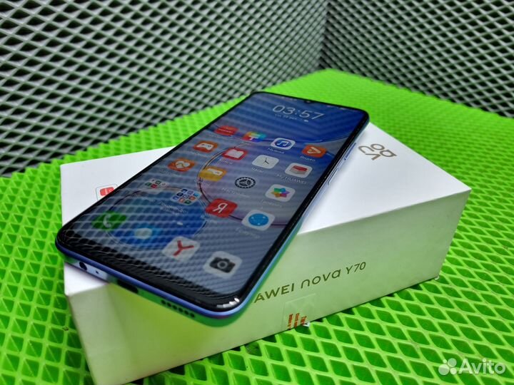 HUAWEI nova Y70, 4/128 ГБ