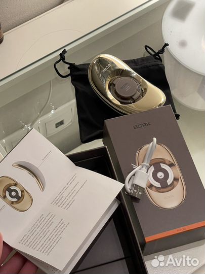 Прибор для волос bork