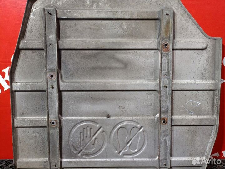 Экран тепловой верхний Renault T, Volvo FH