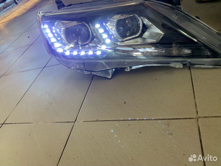 Правая фара Toyota Camry 50 тюнинг с диодами
