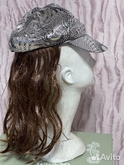 Парик карнавальный с кепкой