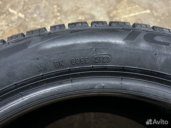 Pirelli Ice Zero 205/55 R16 94T