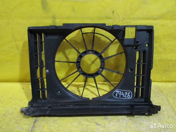 Диффузор вентилятора Toyota Corolla 150 06-13г 794