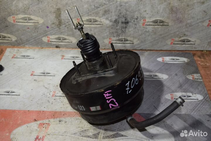 Вакумник тормозной c Toyota Crown JZS171 1JZ-GE