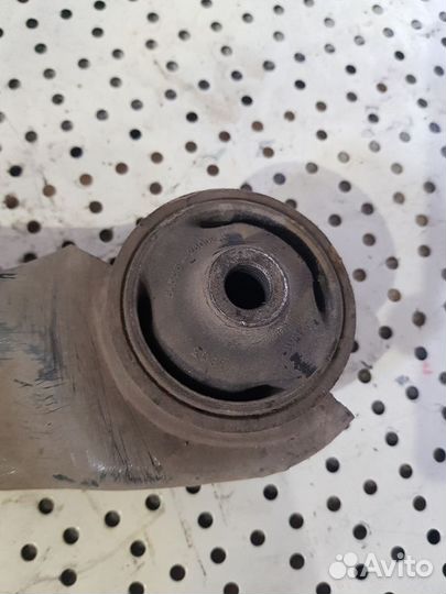 Рычаг передний левый Hyundai Santa Fe