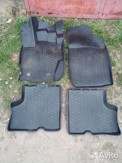 Ковры салона Рено Каптюр