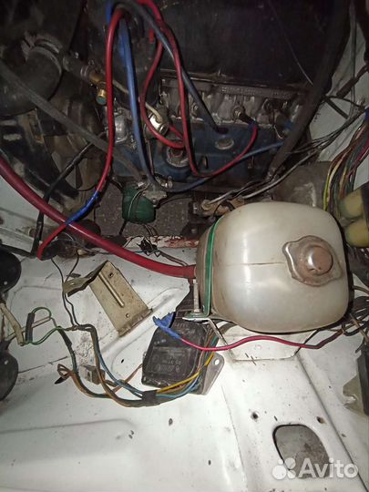 ВАЗ 2106 1.3 МТ, 1999, битый, 6 366 км