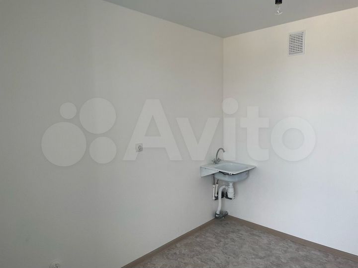 3-к. квартира, 75 м², 8/10 эт.