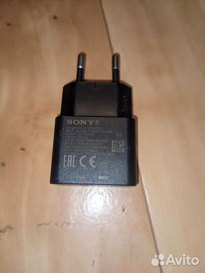 Зарядное Sony оригинал