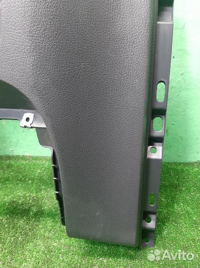 Накладка торпедо подрулевая volkswagen Golf Plus