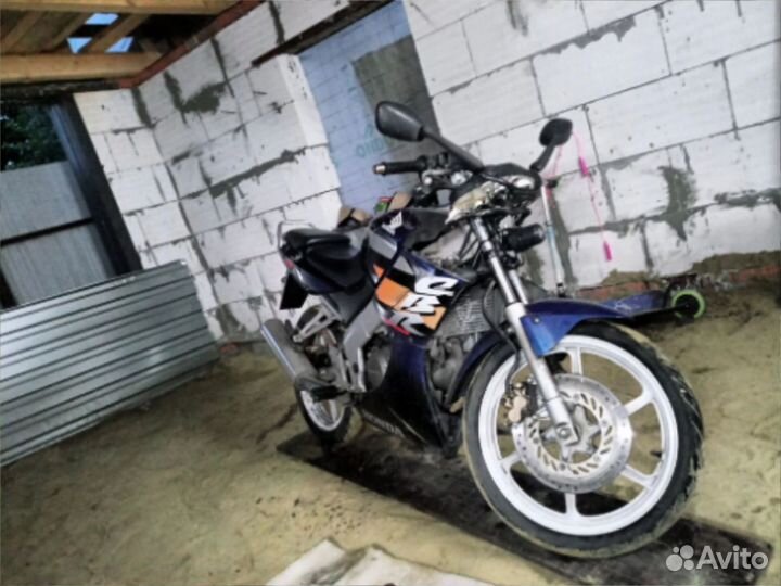 Honda cbr150r