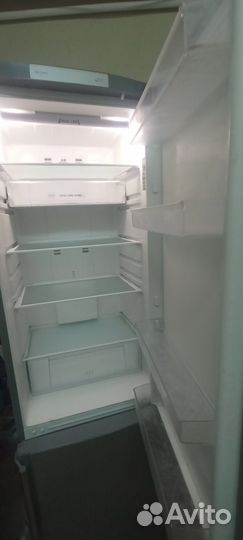 Холодильник hotpoint ariston NO frost