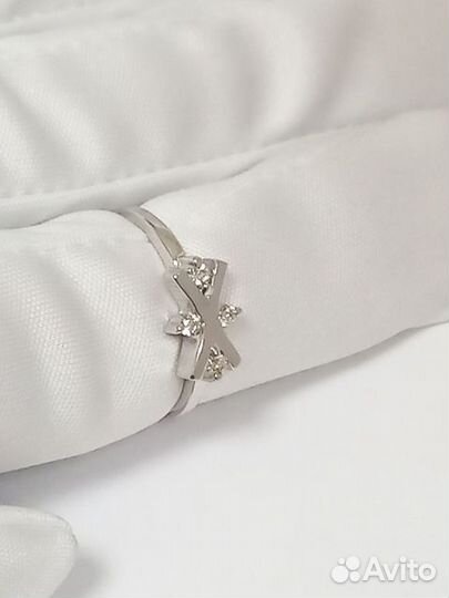 Золотое кольцо с камнем 17,5р