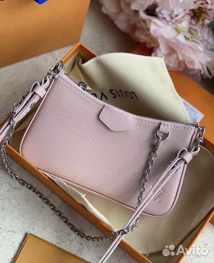 Сумка женская Louis Vuitton Easy pouch