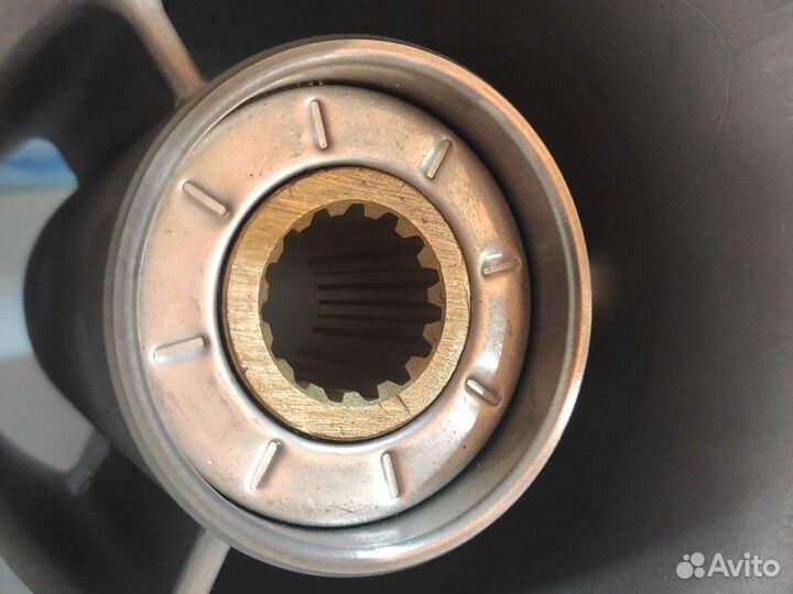 Гребной винт Suzuki 60-140, 3*14*21, сталь