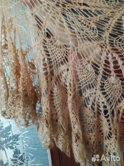 Палантин новый козий пух