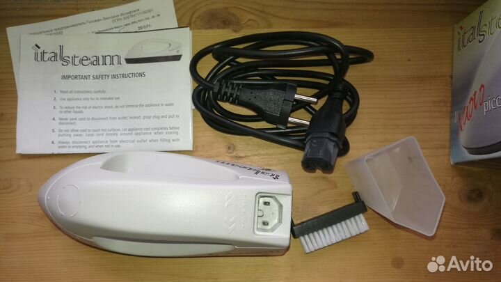 Маленький электропаровой утюг italsteam комплект и