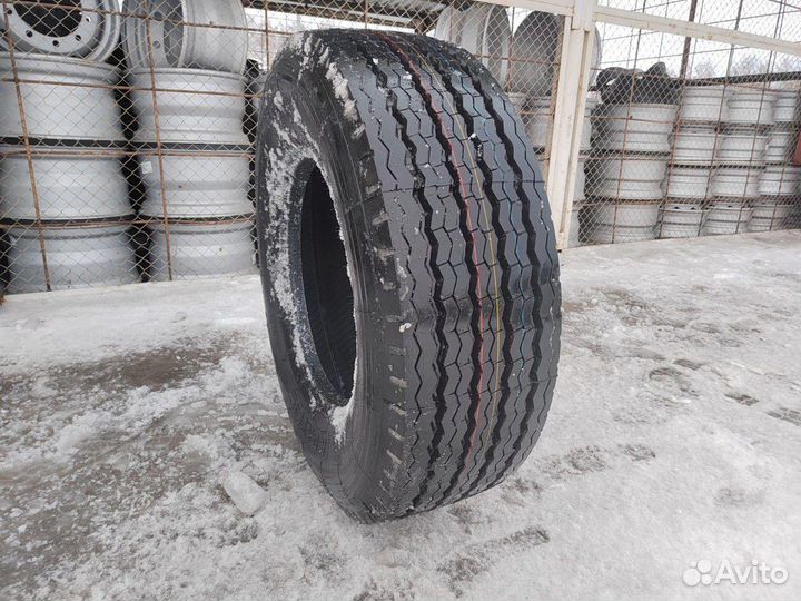 Батоны для прицепа 385 65 р22,5 грузовые шины