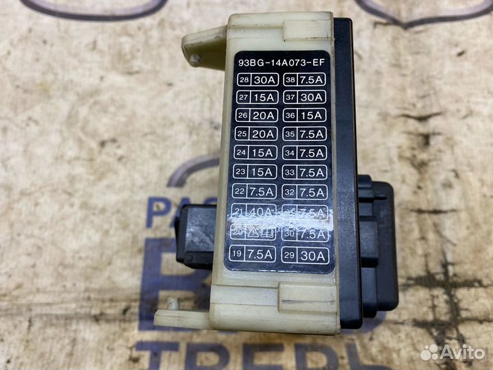 Блок предохранителей Мондео 2