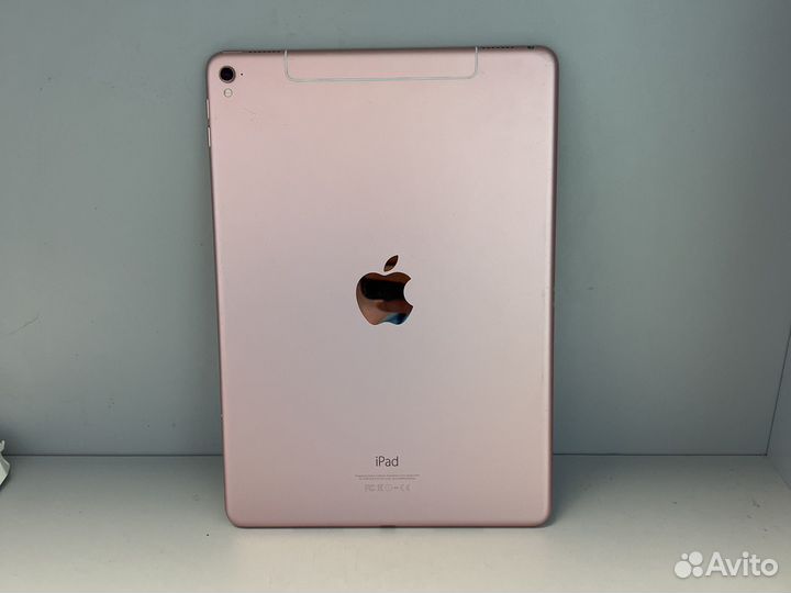 iPad pro 9.7 32gb sim wifi