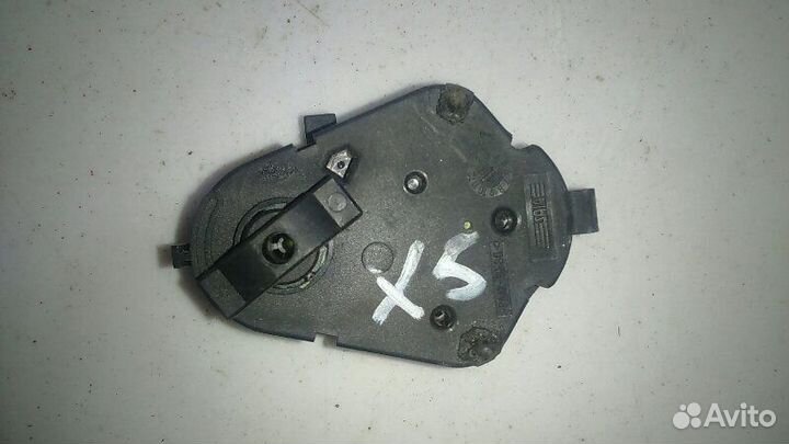 Моторчик заслонки отопителя Bmw X5 E53 4.4 2001