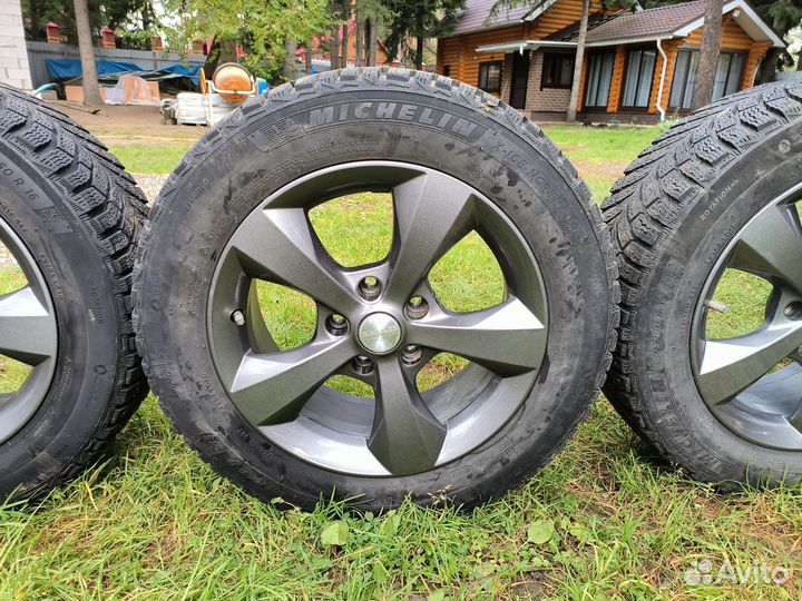 Зимние колеса r 16 Michelin x ice north 4
