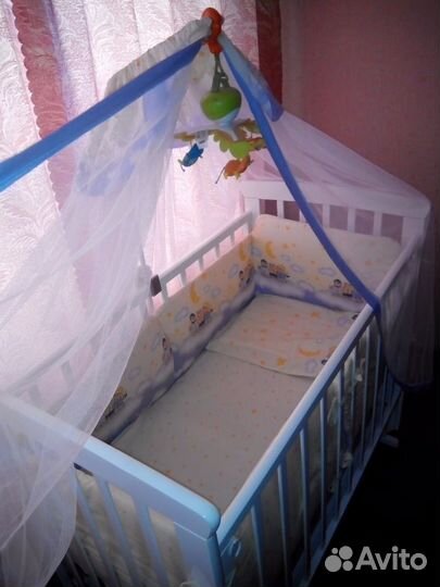 Кровать-маятник