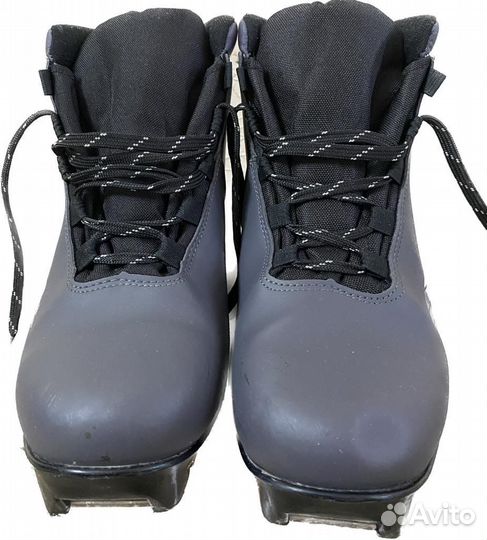 Лыжные ботинки рр40/35/32