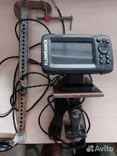 Эхолот lowrance