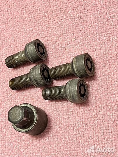 Секретки на колеса м14х1.5