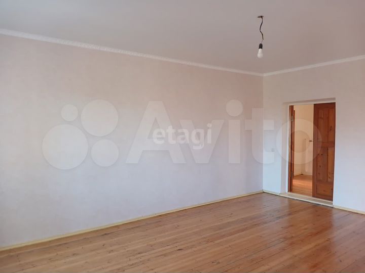 Дом 97,7 м² на участке 6 сот.