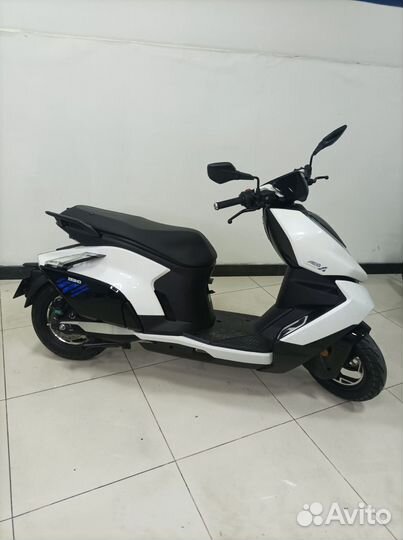 Электроскутер Zeeho AE8