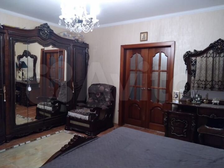 3-к. квартира, 97 м², 5/6 эт.