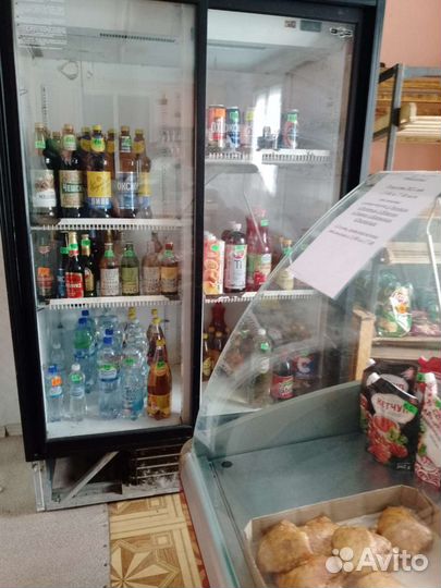 Продам холодильные витрины