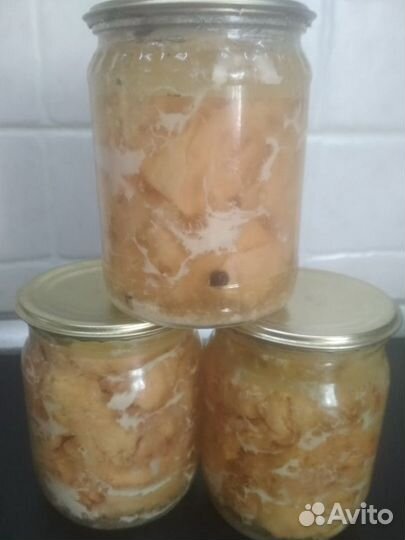 Корнишоны. Мясо бройлера, тушёнка